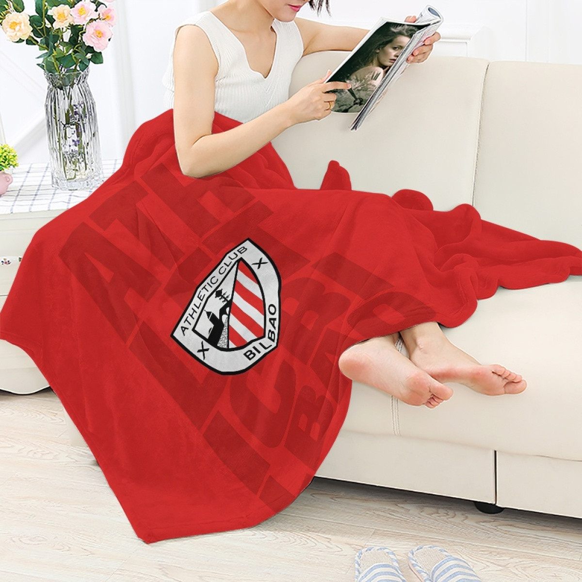 Athletic Club Bilbao Blanket Throw - Athletic Club Bilbao Logo Red Background