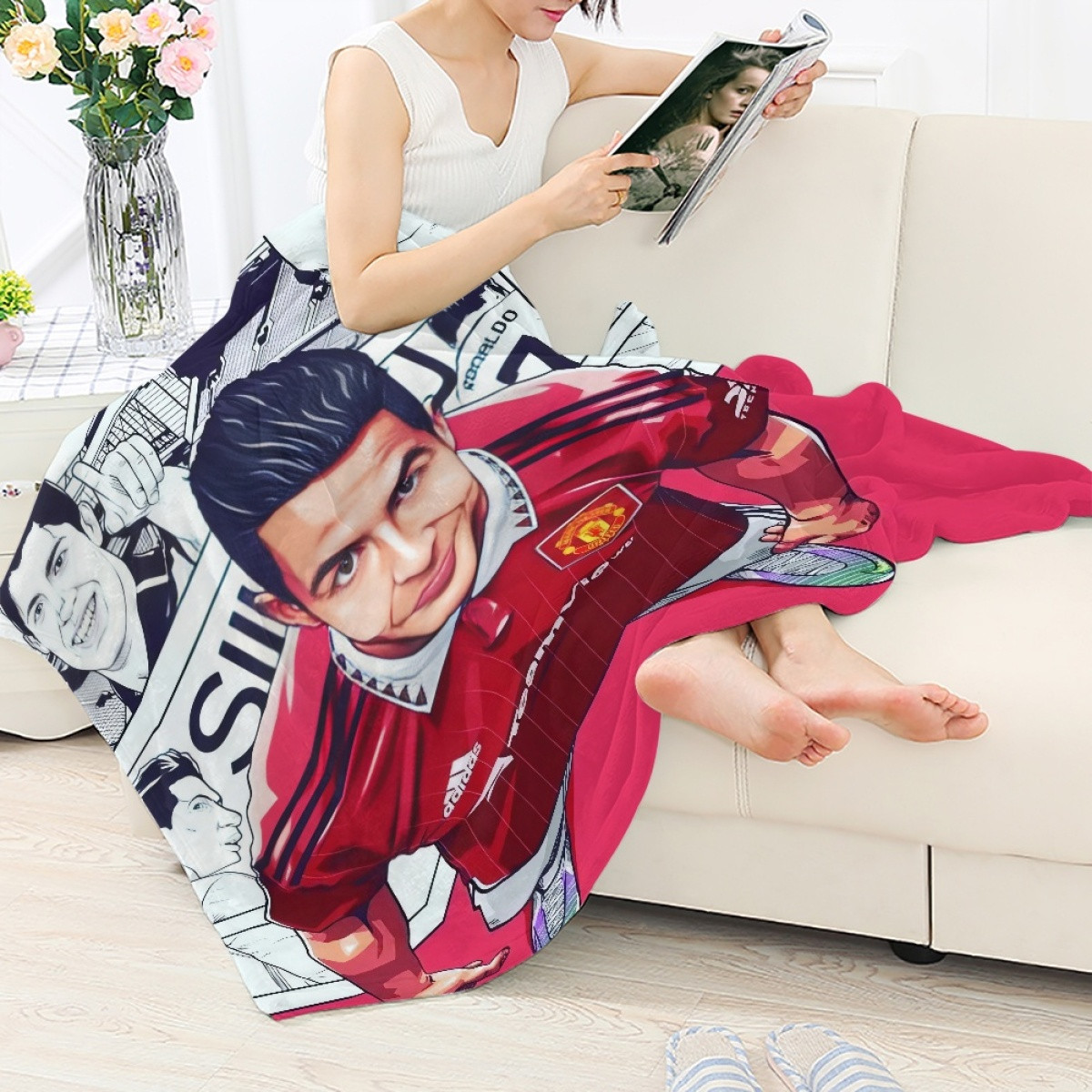 Cristiano Ronaldo Blanket Throw - Cristiano Ronaldo Manchester United Standing Comic Art Illustration