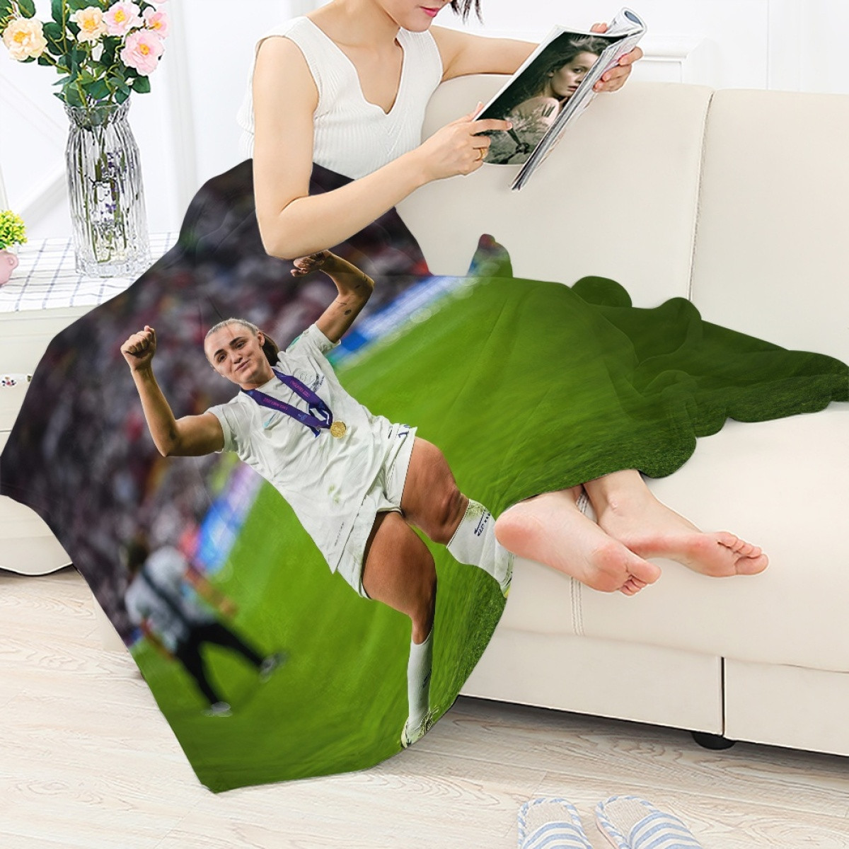 Georgia Stanway Blanket Throw - Georgia Stanway England Women's National Football Winning Celebration Poster
