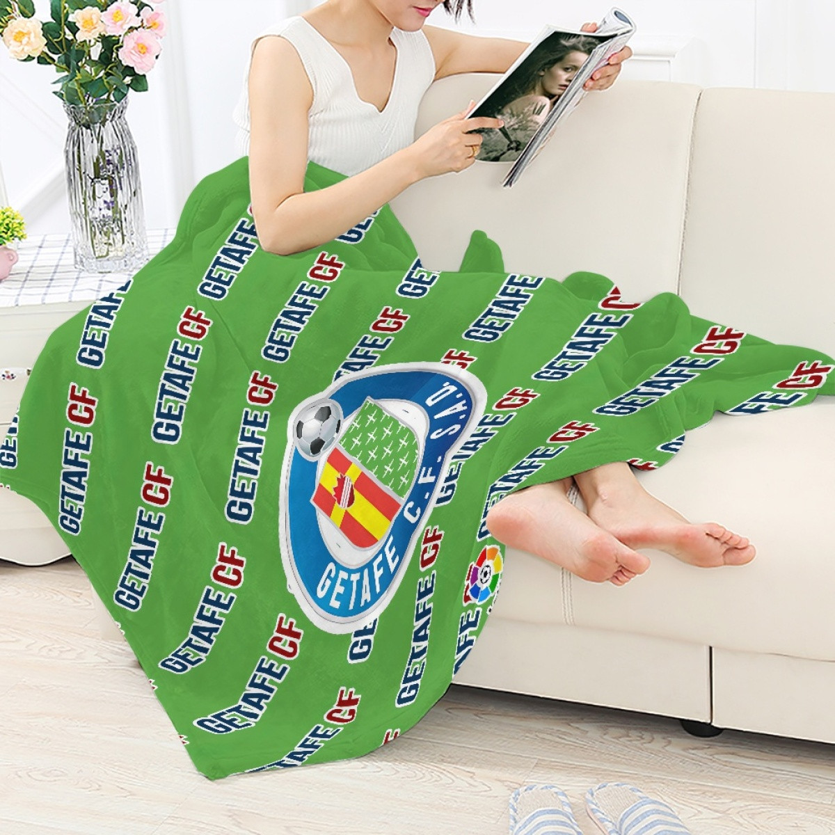 Getafe CF Blanket Throw - Getafe Football Club Medley Monogram Wordmark