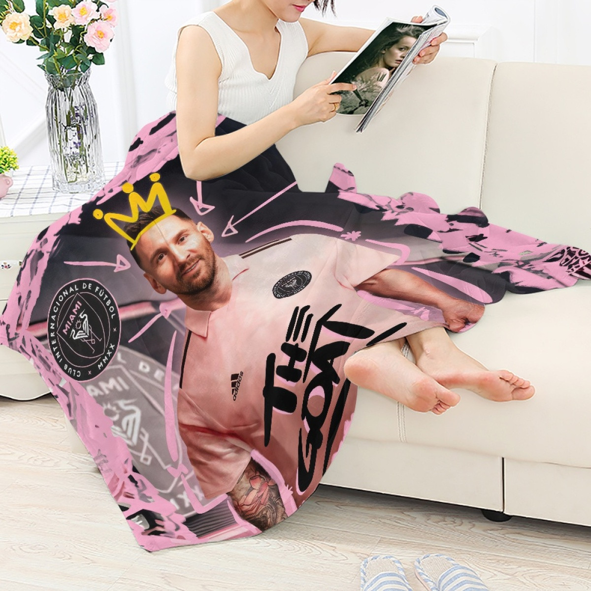 Lionel Messi Blanket Throw - Lionel Messi Inter Miami CF The GOAT Pink Art