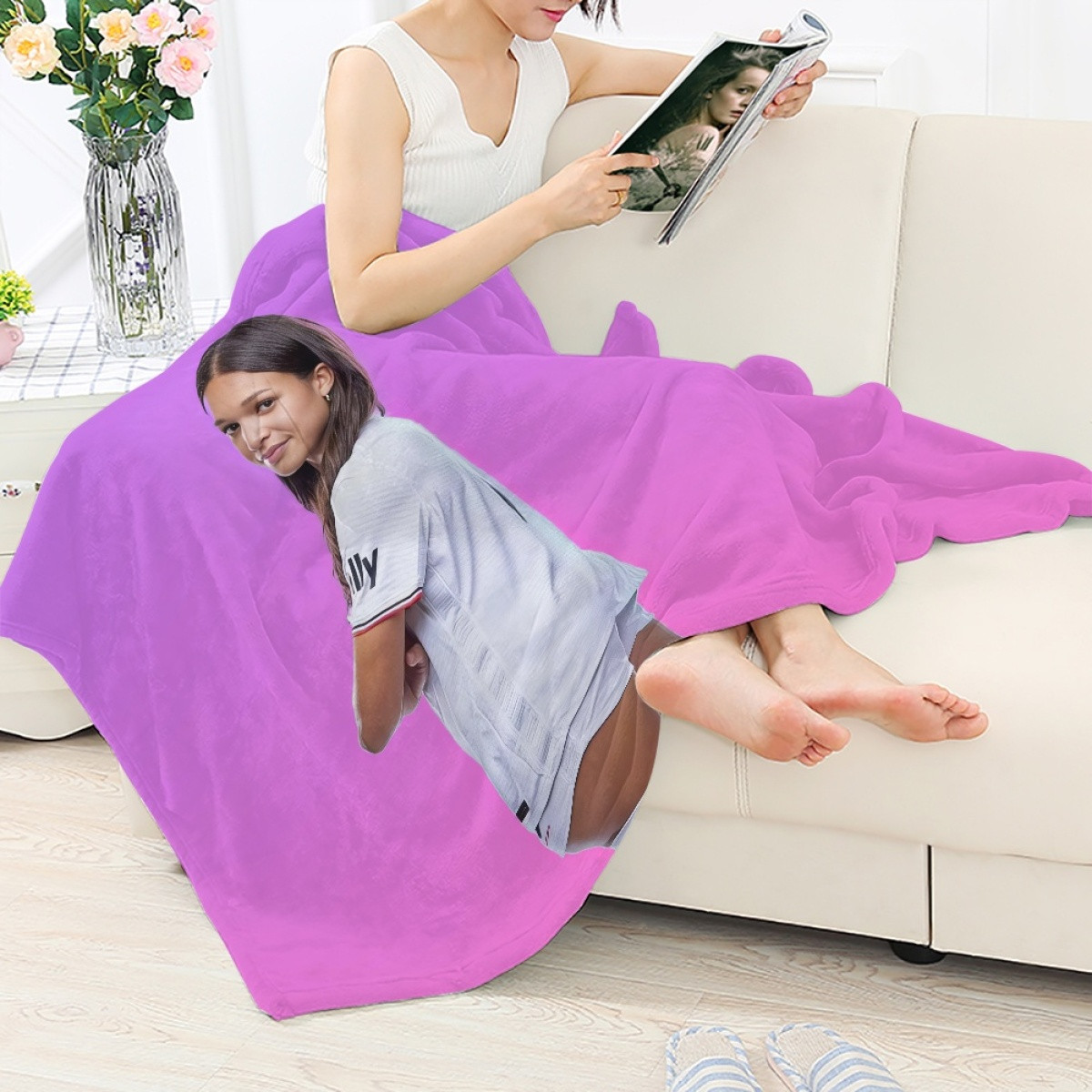 Sophia Smith Blanket Throw - Sophia Smith United States Women's National Football Side Portrait On Pink Background