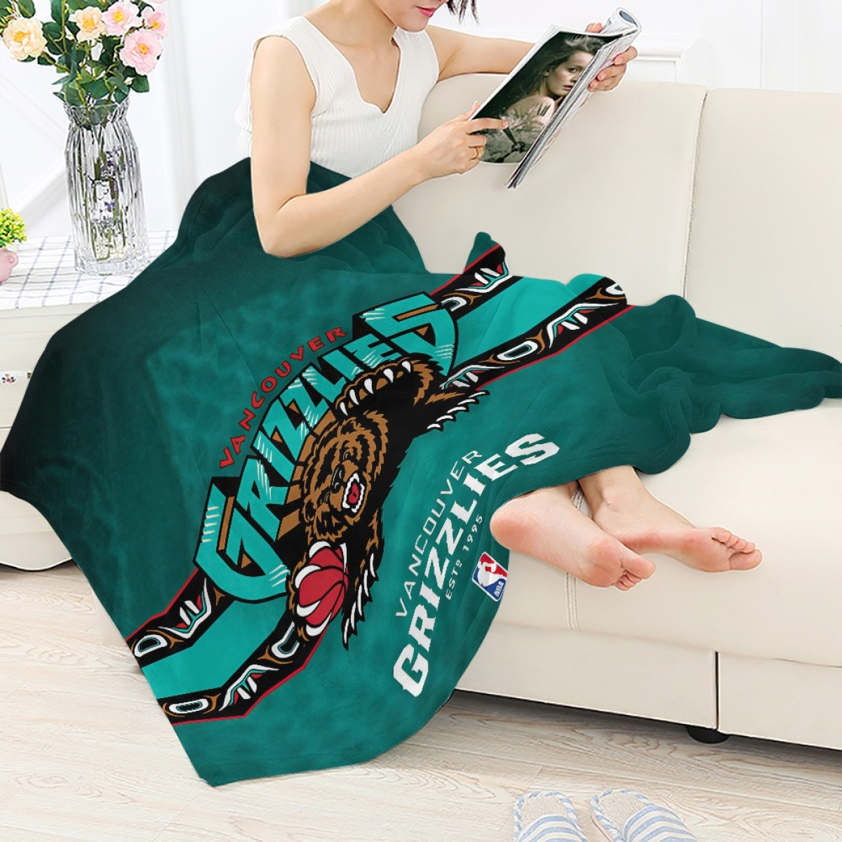 NBA Vancouver Grizzlies Blanket Throw Team 2001 Logo Stripe