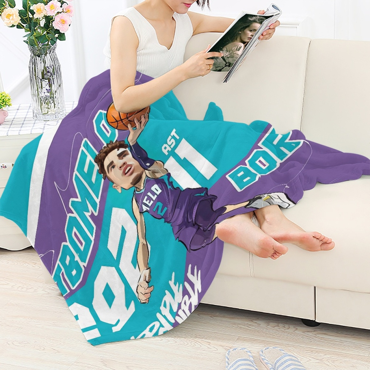 NBA Lamelo Ball Blanket Throw - Lamelo Ball Charlotte Hornets 2 Dunking Cartoon Art