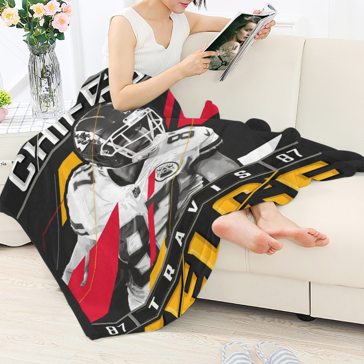 NFL Travis Kelce Blanket Throw - Travis Kelce 87 Kansas City Chiefs Poster Grayscale On Black Background